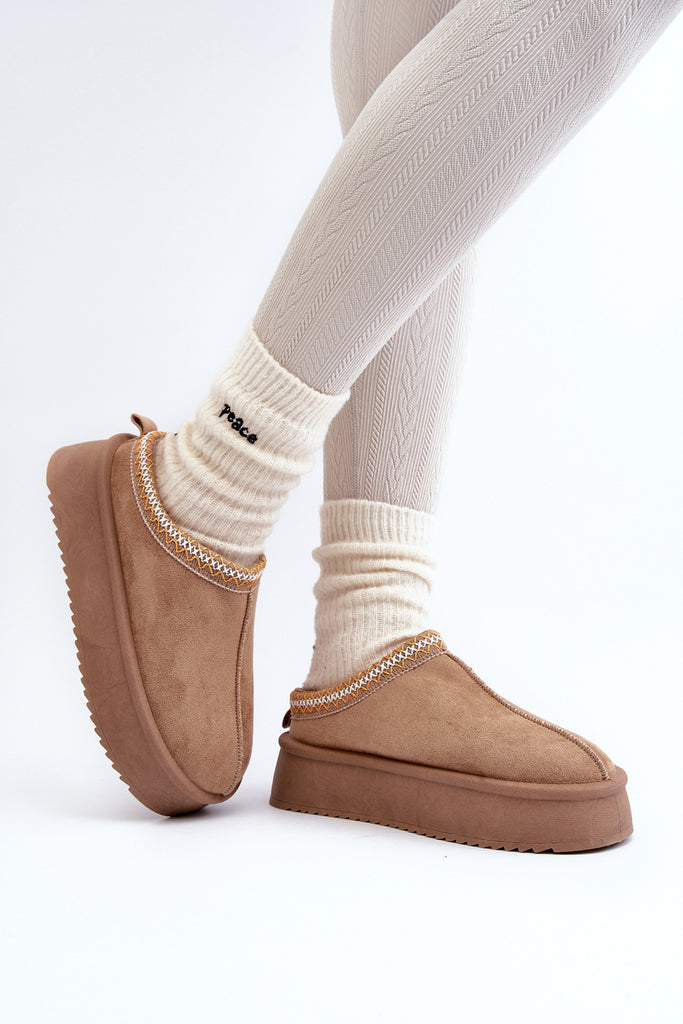 Ugų tipo šlepetės Beige Eco Suede Sylva